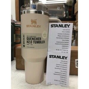 Stanley 40 oz Stainless Steel H2.0 Flowstate Quencher Best Beige - New